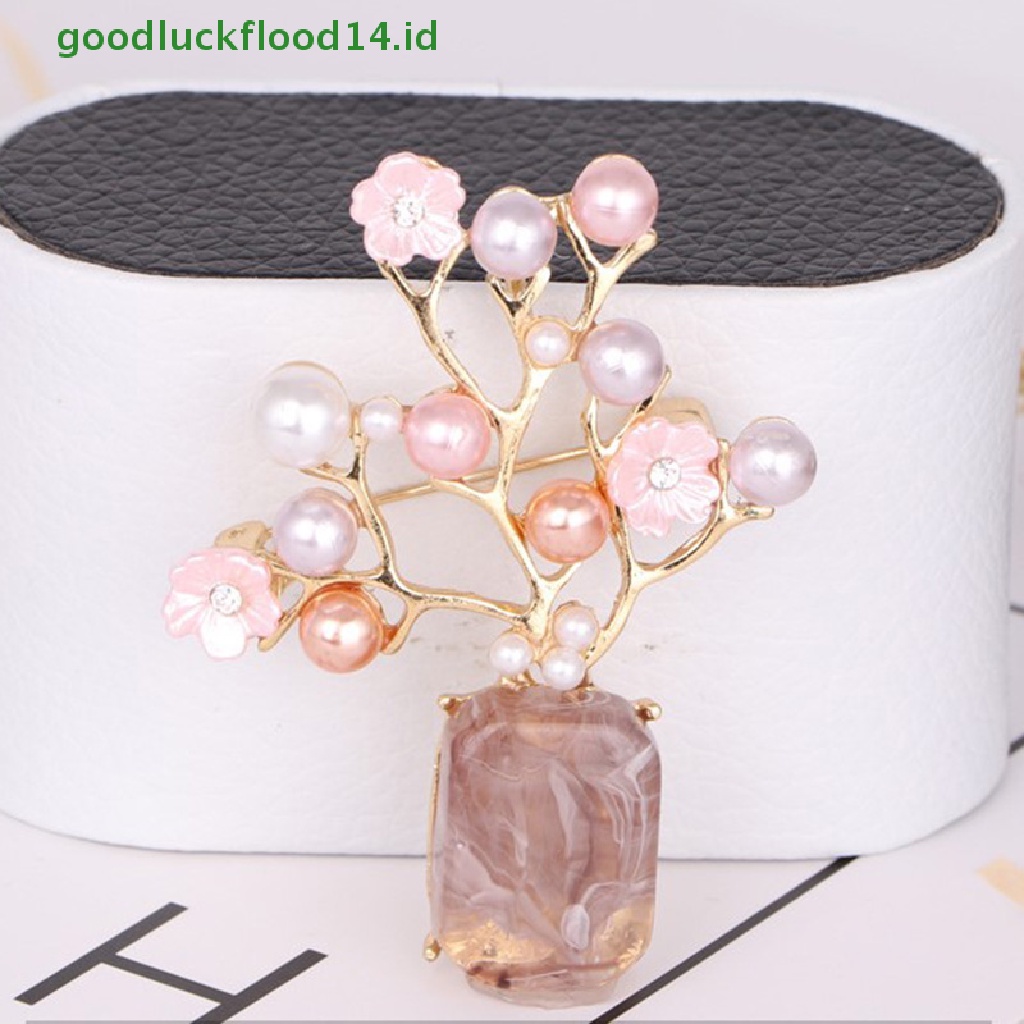 [GOOGFOUR] 1pc Bros Bunga Romantis Pink Plum Blossom Mutiara Batu Logam Jas Kerah Pin  [Atasan]