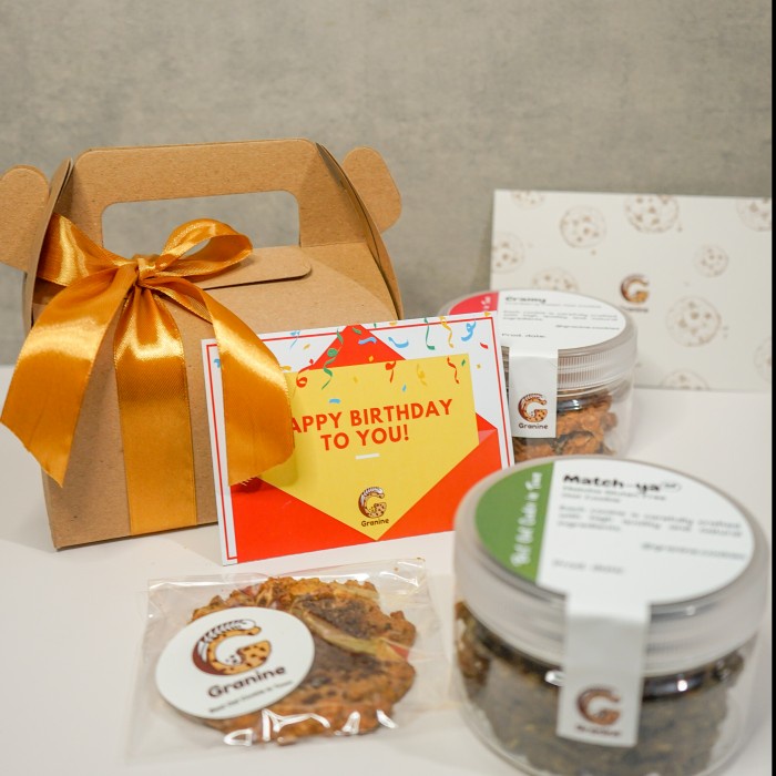 

Terlaris ✨ - Hampers Hadiah / Gift Set / Parcel Kue Kering - Oat Cookies 2 Jar - All Event 2.1.23