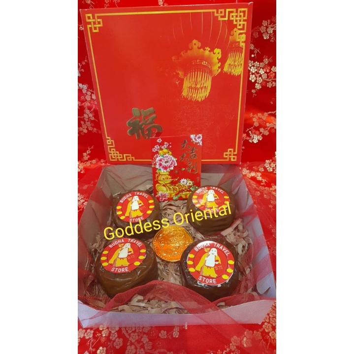 

Kue Keranjang Imlek Besar +Jumbo Coklat Koin Family 6 pcs Gift Hampers