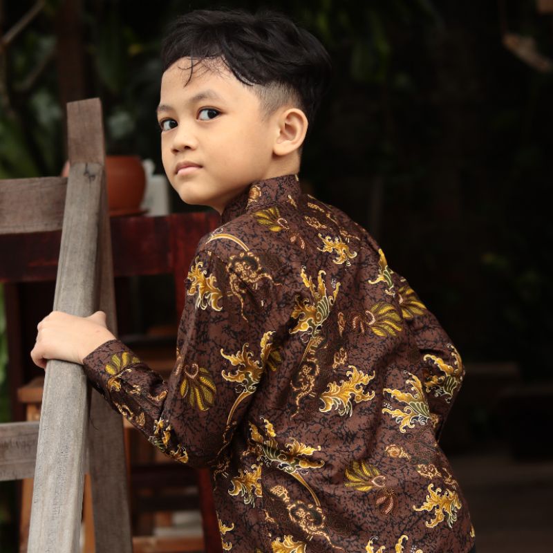 Batik Couple Ayah &amp; Anak Slimfit Motif Casual Warna Abu &amp; Coklat LBL 1915 &amp; 1916