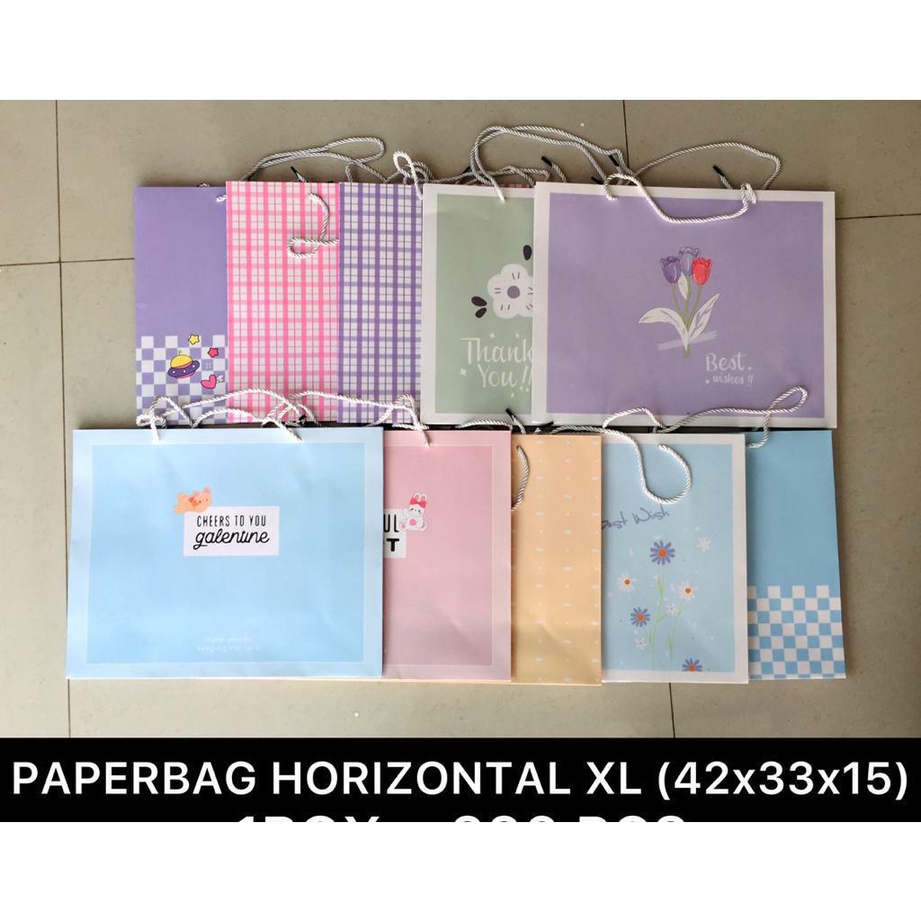 

PAPER BAG HORIZONTAL / TAS KADO KARTON PREMIUM DENGAN TALI NILON UKURAN XL (42*33*15)