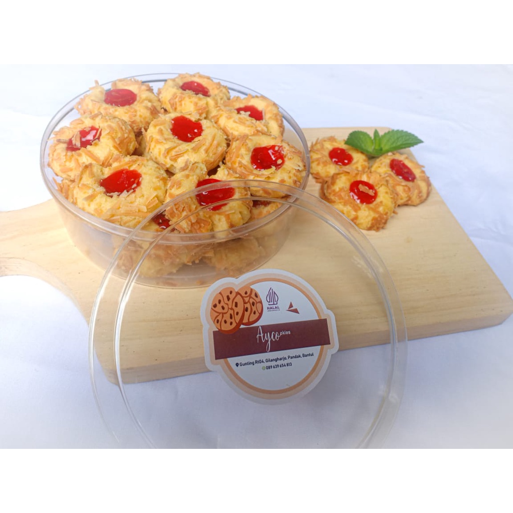 

(500 gr)KUE KERING THUMBRINT STRAWBERRY Kue nastar Premium 100% Gula Asli