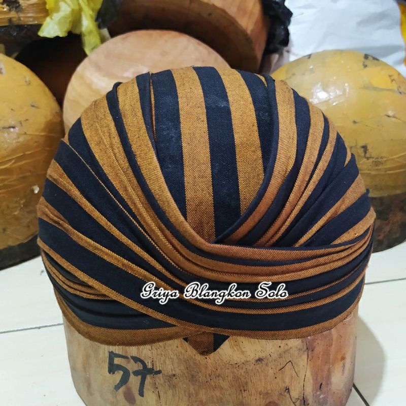 Blangkon Jawa Motif Lurik