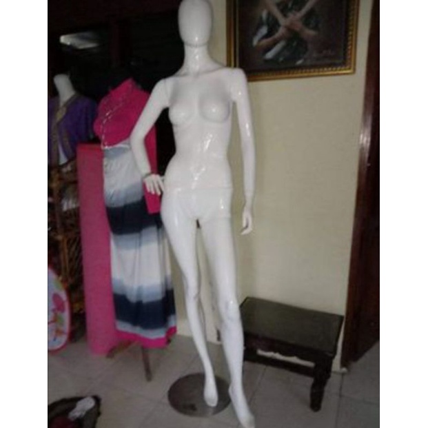 Patung Manekin Fiberglass New Second