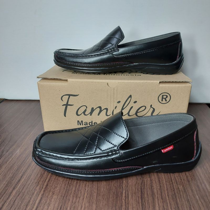 Sepatu Kerja Kulit Casual Simple Kuat dan Nyaman (Betrand 02)