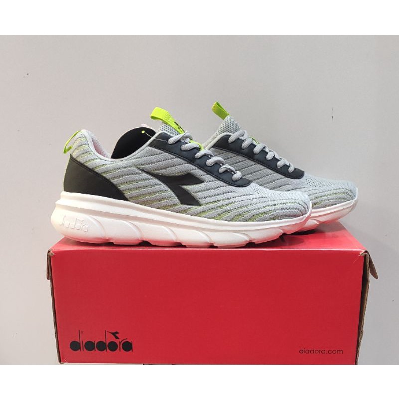 SEPATU RUNNING DIADORA - EMPOLI