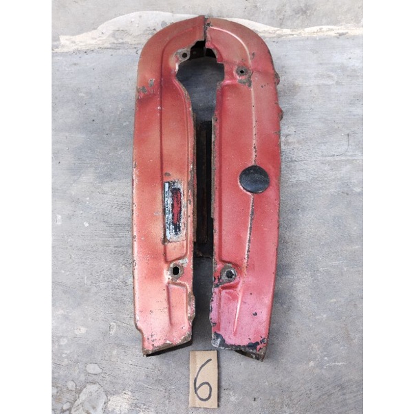 katengkas stangkas tutup rantai original paint merah honda GL 100 125 cb k5 original second no 6