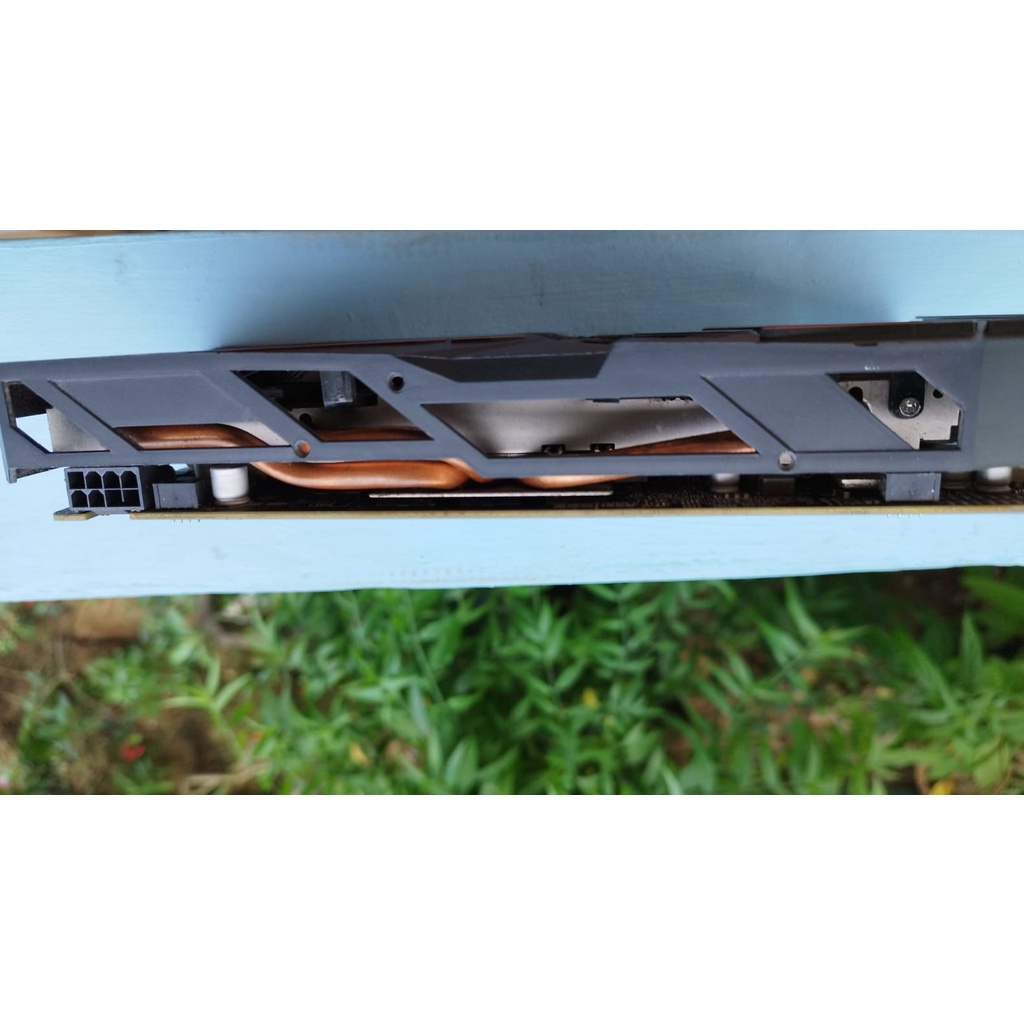 GIGABYTE RX580 8GB 256BIT DDR5 SUPER LIKE NEW