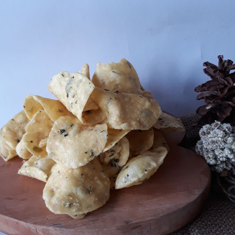 

KRIPIK COMRING BAWANG netto.250gram/COMRING ORI