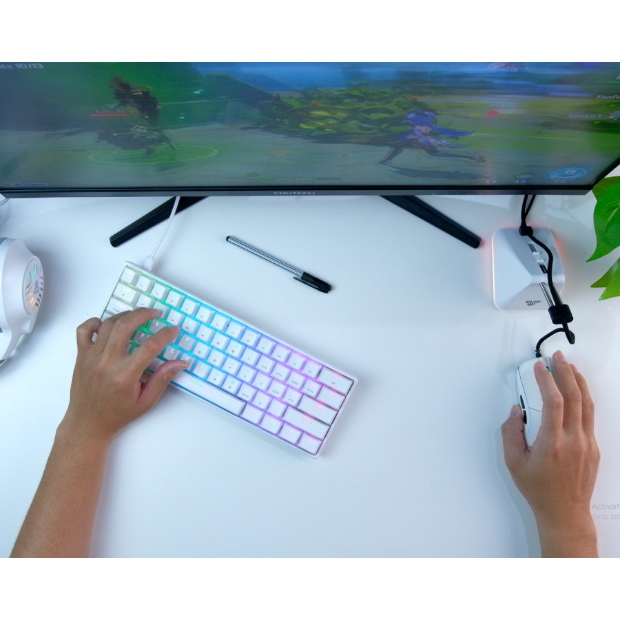 Keyboard Fantech MAXFIT61 MK857 60% Hotswap Gaming Mechanical - White