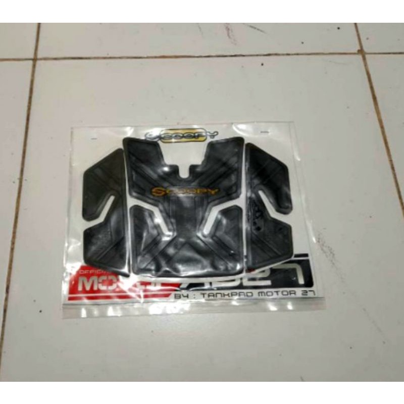 Stiker New Scoopy Stiker Karet Rubber Deckpad tankpad Honda New Scoopy 2020 - 2023