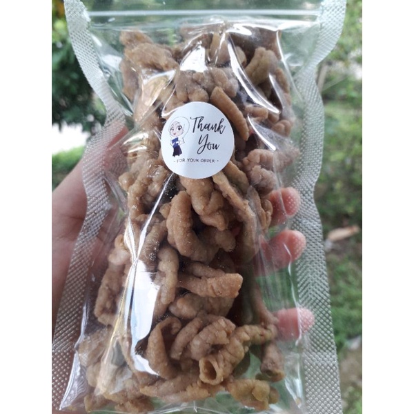 

Keripik usus ayam kriuk krispi,rasa asin gurih original isi 150 gram