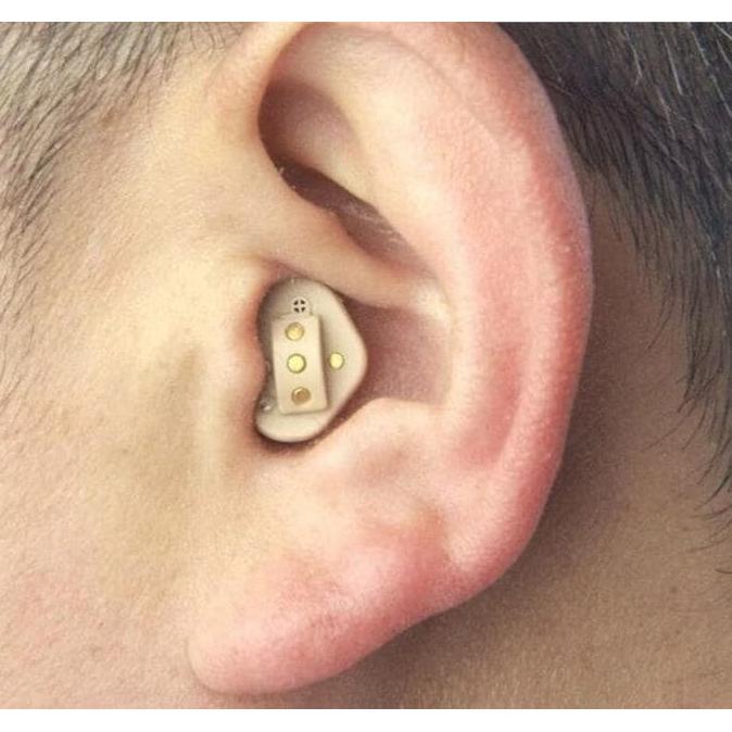 Super Kecil Mini Alat Bantu Dengar Pendengaran Telinga Kiri Kotak Cas