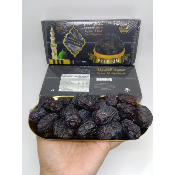 

Kurma Ajwa Sultan Altamoor Kemasan 500 gr