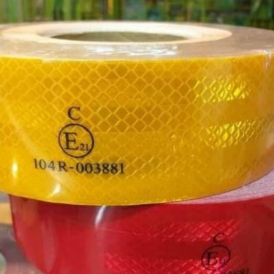 

Sticker Stiker Rambu Nyala Pemantul Cahaya E21 Uji Kir 10 Meter
