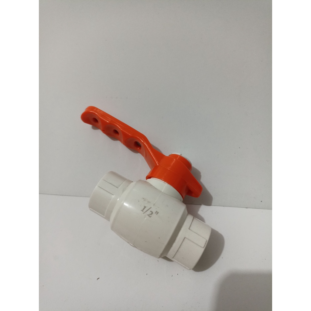 Stop Kran Plastik 1/2" Bagus