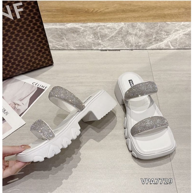 Trendy Sandals slippers Queen Rhinestone Import VPA7729