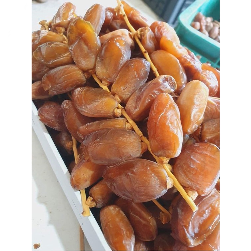 Kurma Tunisia Tangkai 500 gr - Deglet Nour Palm Fruit Dates