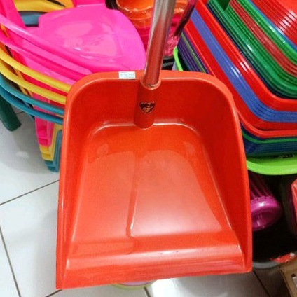 PENGKI PLASTIK AJR JUMBO TEBAL GAGANG BESI