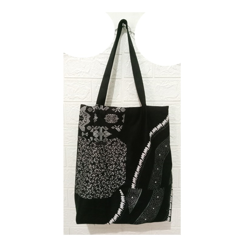 TOTEBAG WANITA BATIK (Magnet)