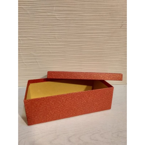 

Hampers Gift Box Tutup, Hardbox, Kotak Tebal. 22X11 cm