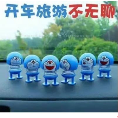 Pajangan Dashboard Mobil Goyang Smile DORAEMON Emoji Spring Doll Japan