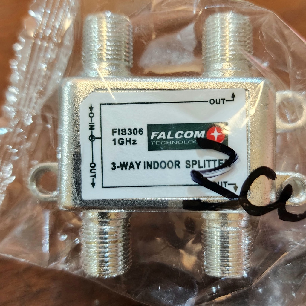Splitter Falcom 3 Way Antena Kabel TV Cabang Spliter