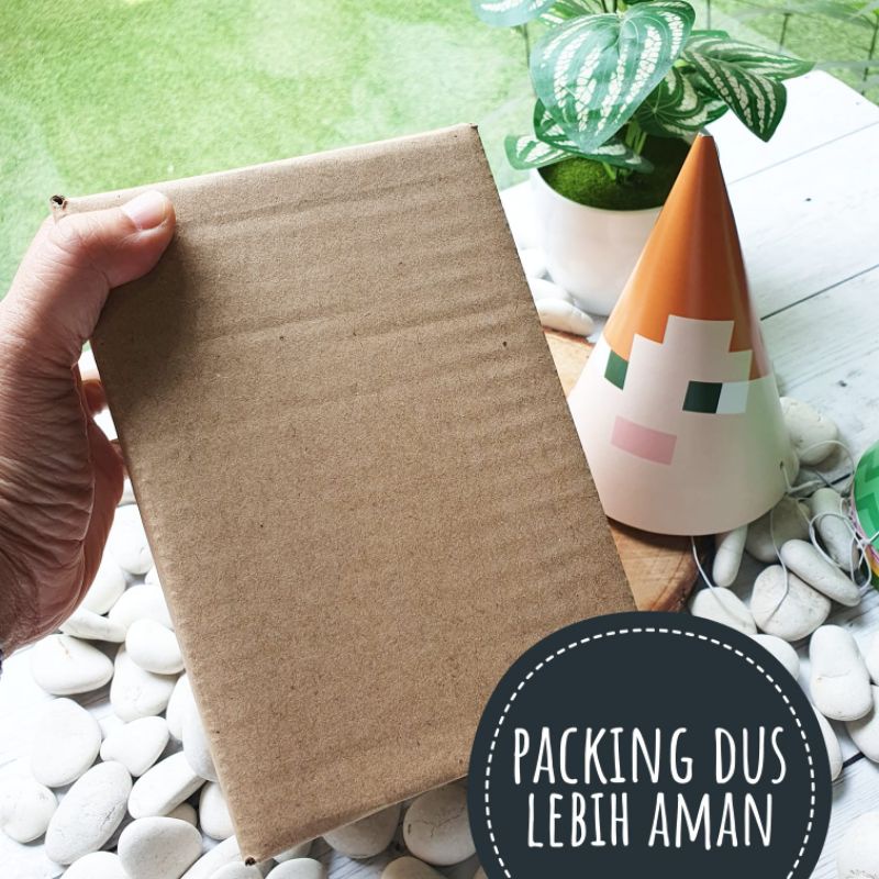 

Extra Dus Kardus Packing Untuk Topi Pesta