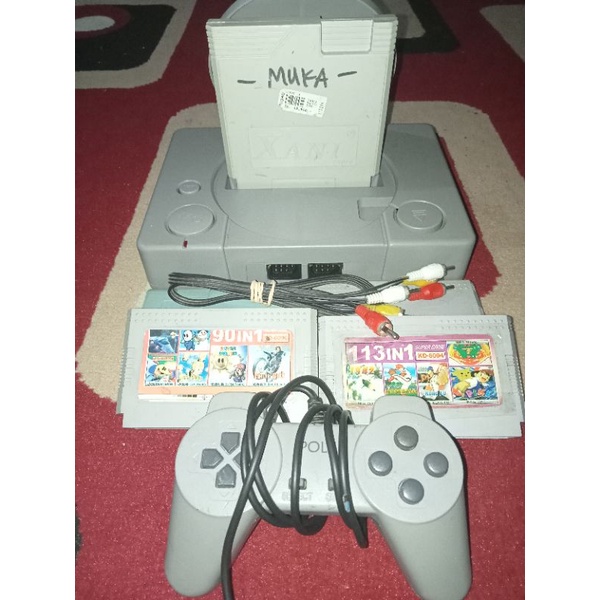 Nintendo NES Klasik - Konsol Game 8 Bit dengan Dimensi 130x45x100 mm, Berat 500 g