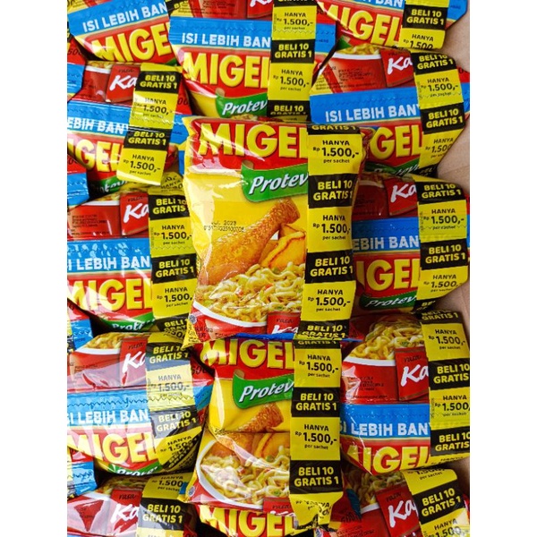 

Mie Gelas Sachet 1 Renceng