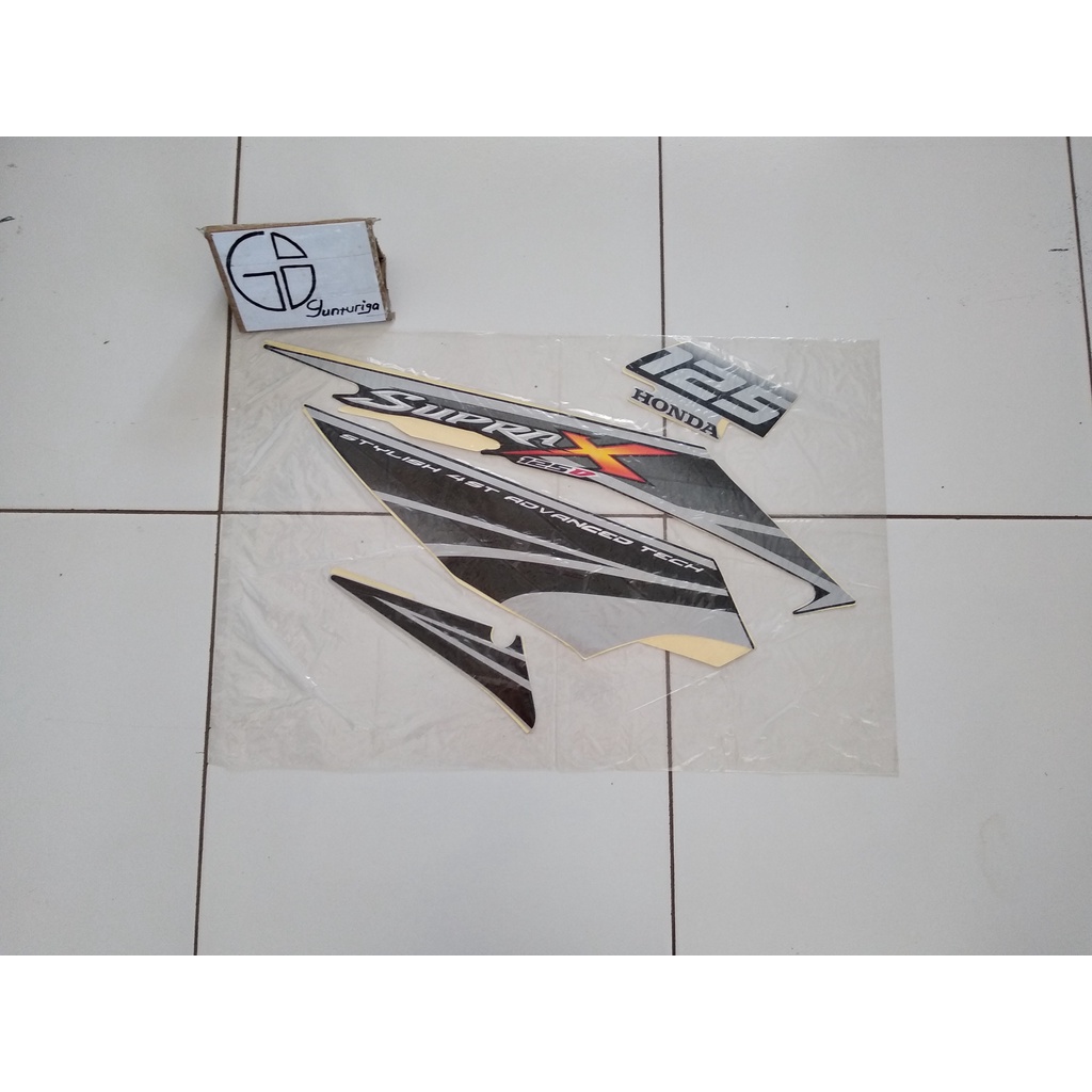 Striping Sticker Lis Honda Supra X 125 D 2007 2008 Hitam Silver