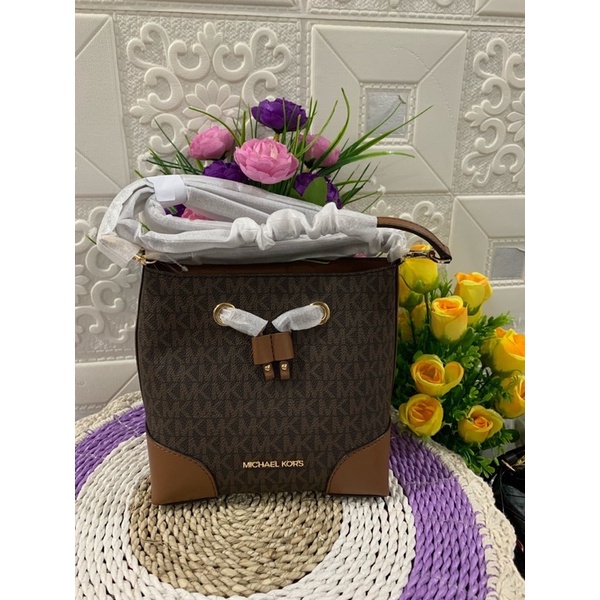 tas michael kors Mercer gallery small sign / tas mk mercer small ori