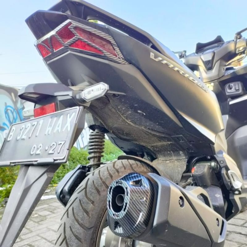 Cover tutup lampu belakang Vario 160 Carbon Nemo