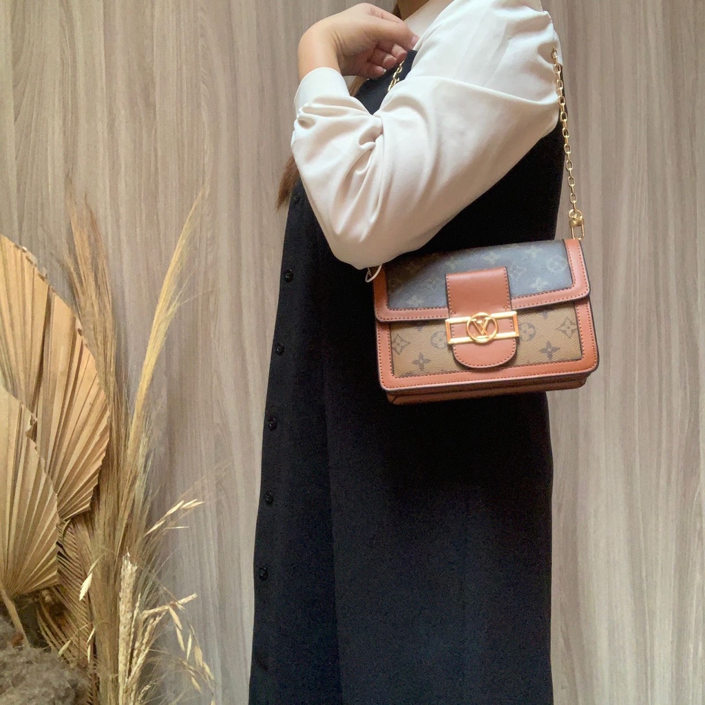 LUXY LX2264 TAS SELEMPANG WANITA DAUPHINE SMALL FREE BOX MAGNET + SERTIFIKAT KUALITAS VIP PLATINUM 1:1