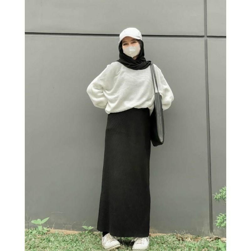 Laara Rok Span Panjang Satin Korean Style / Span Skirt / Rok Span Satin