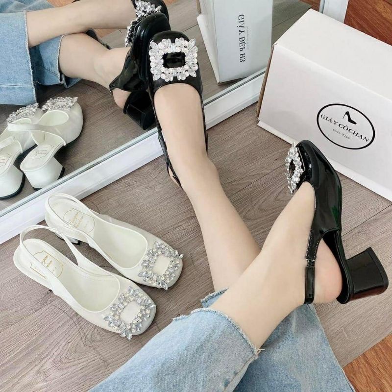 IP 23 NEW SEPATU WANITA (pengiriman dari BANDA ACEH)