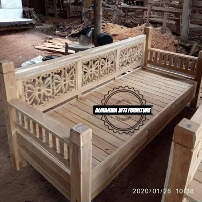 Daybed jati ukir - bangku bale bale unik - bale bale risban kayu jati ukir menatahan