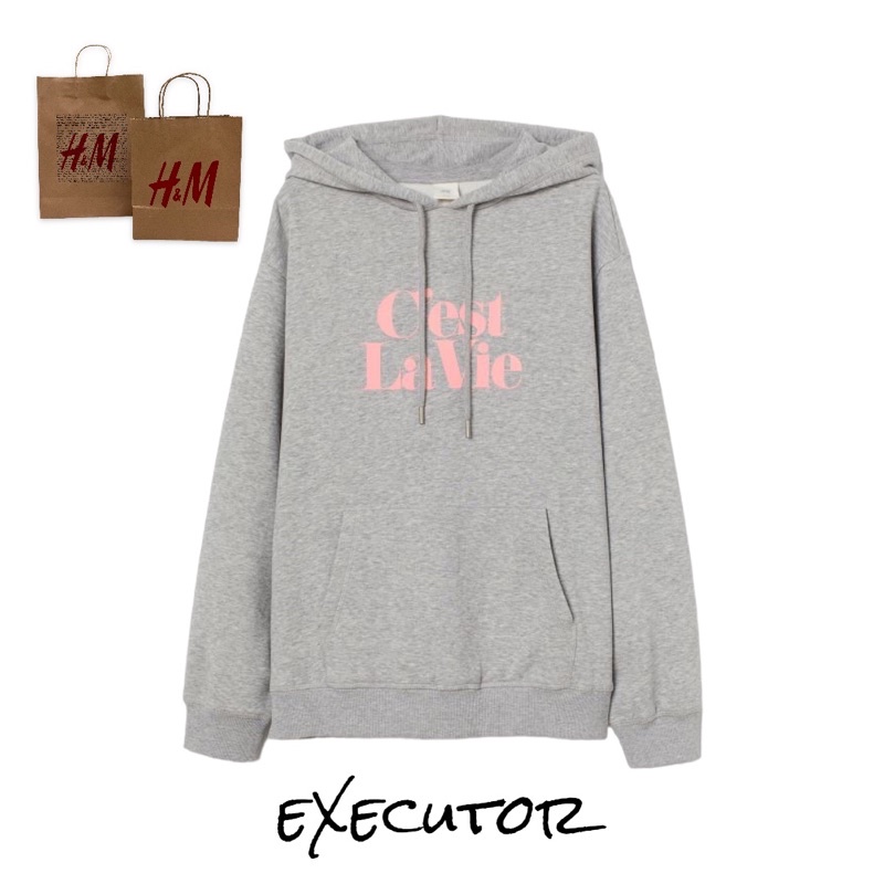 ( 8.8 ) Hoodie H&amp;M Unisex Sablon C'est La Vie Grey Abu, Flecee Katun Lembut, Free Papperbag