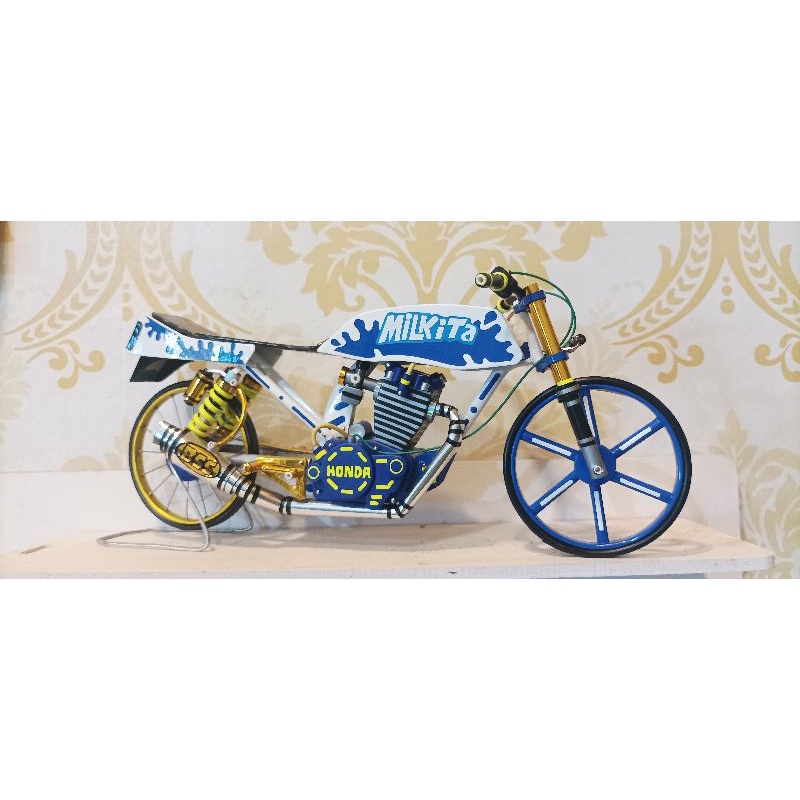 Miniatur Herex Cb GL Megapro Tiger