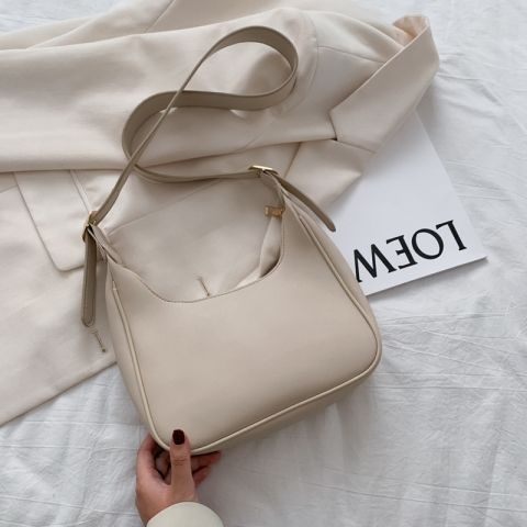 Red Tas Wanita Retro Ketiak Kapasitas Besar 2022 Sederhana All-Match Tas Tangan Bulan Sabit Bahu Messenger Tas Pangsit Wanita fashion