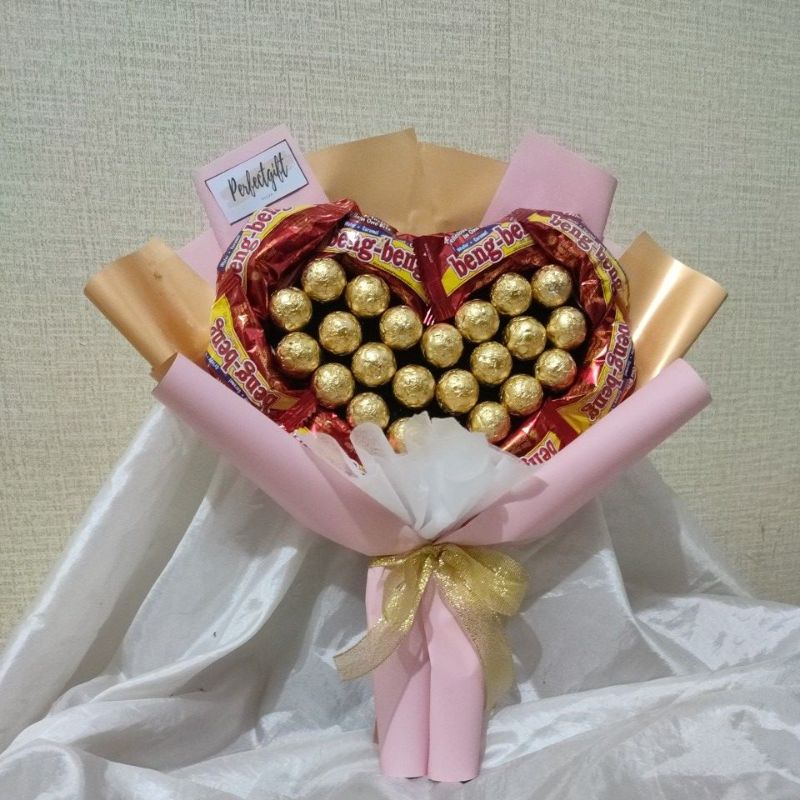 

Love Bouquet | Buket Coklat Love | Gift Valentine| Ulang Tahun