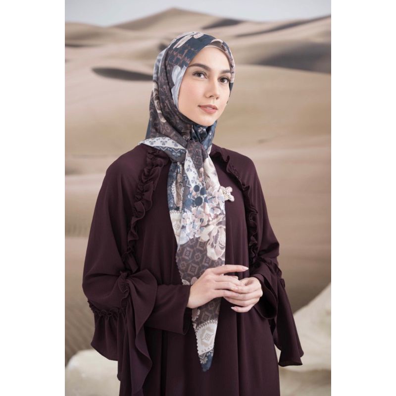 Wearing Klamby Maharani Scarf Eclipse