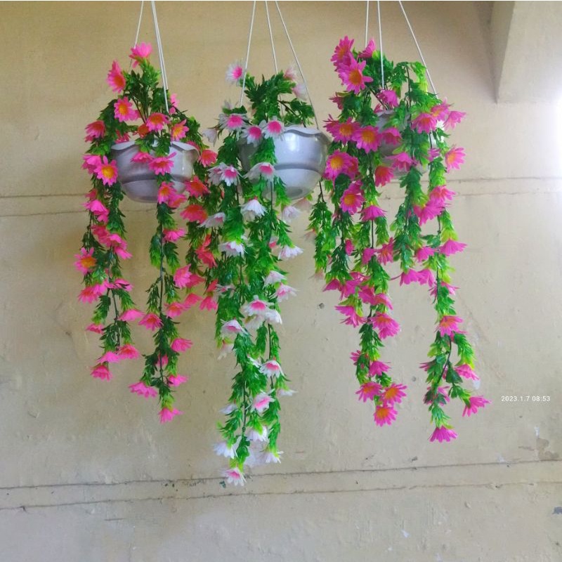 BUNGA JUNTAI PLASTIK PLUS POT GANTUNG