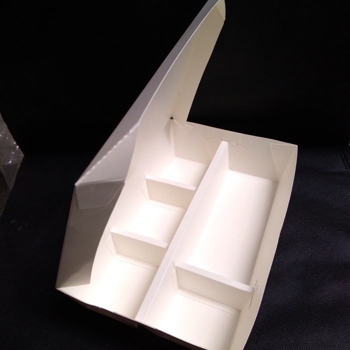 PAPER LUNCH BOX SEKAT 5 BENTO/ERGOPAK/ISI 50 PCS