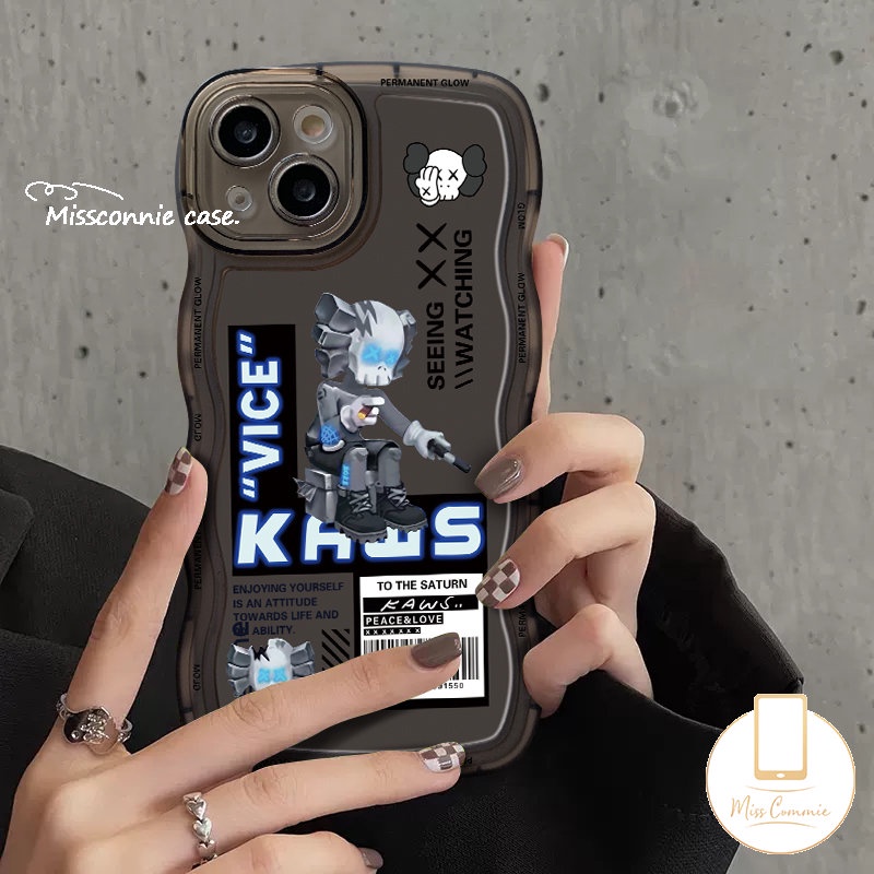 IPHONE Case Kompatibel Untuk Iphone11Xr 6 6s 8 7 Plus 12 13 14 Pro Max 14 Plus X XS Max 11Pro Max SE 2020 Kartun Fashion Beruang Keras Kaws Wavy Edge Soft TPU Phone Case