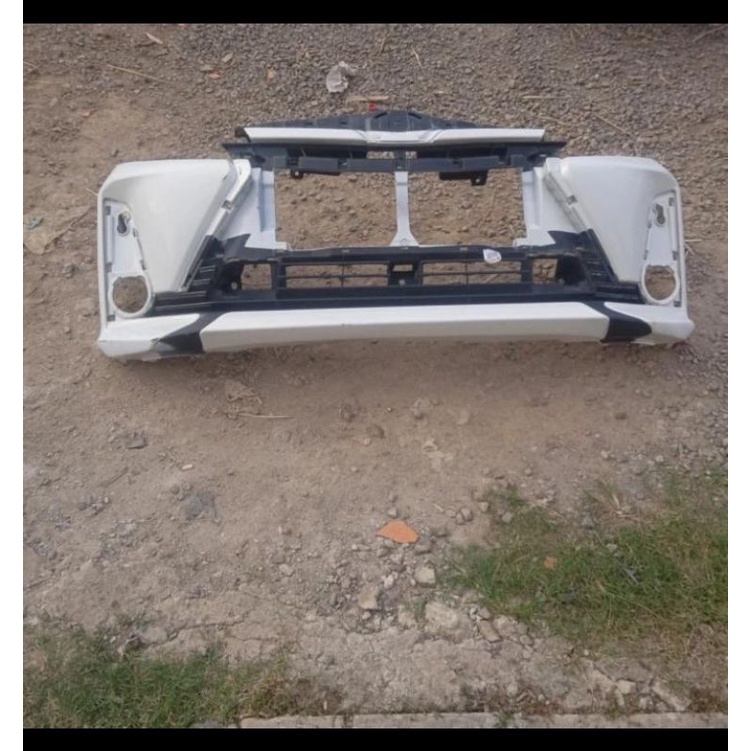 bumper depan avanza veloz 2019-