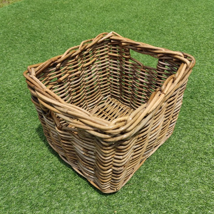 T06 Kerajinan Tangan Rotan - Keranjang Kotak Kubus Storage Box 33x35x28cm