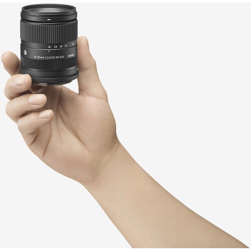 Sigma Lens 18-50mm F/2.8 DC DN Contemporary For Sony E Black