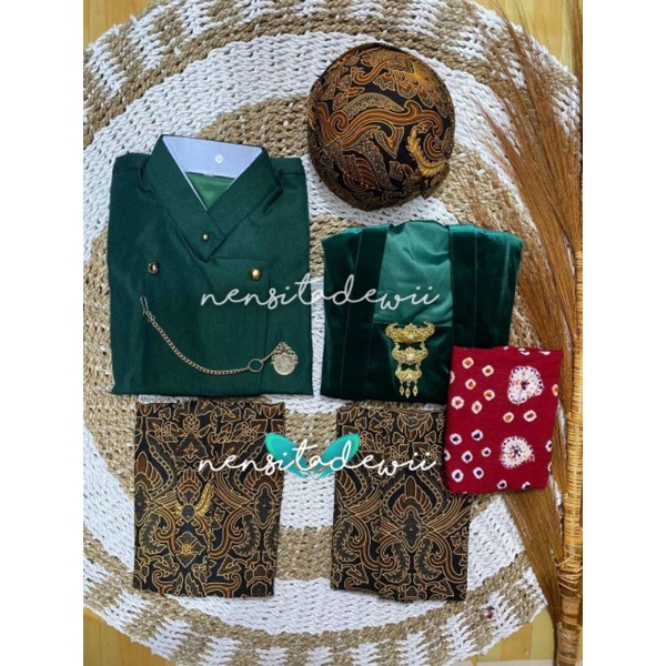 [1 Set, H/SPD01C] Baju Prewed Adat Jawa - Solo, Nuansa Hijau Botol / Include Selendang