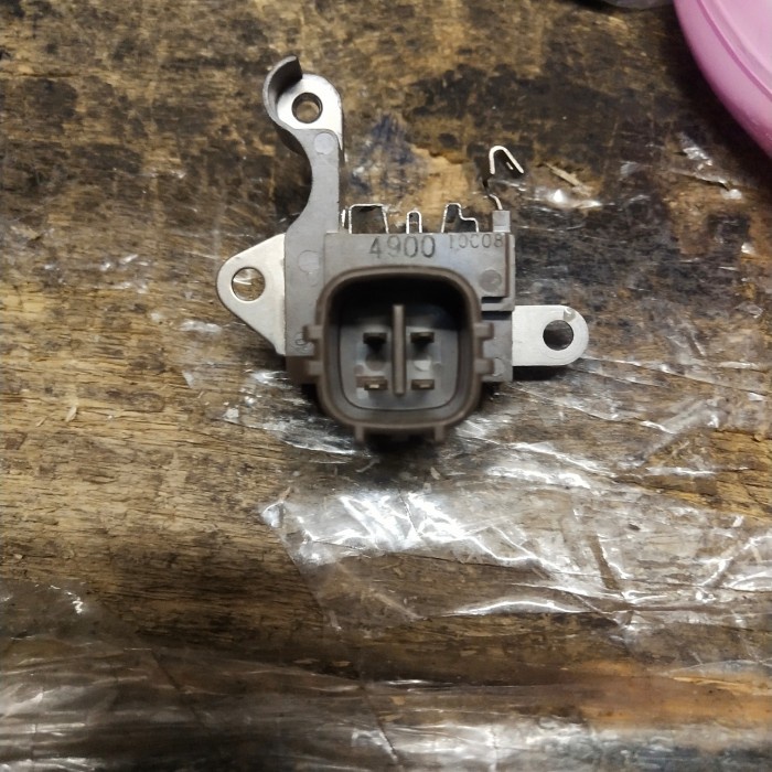 Ic Alternator Dinamo Ampere Innova Fortuner Hilux Diesel Original